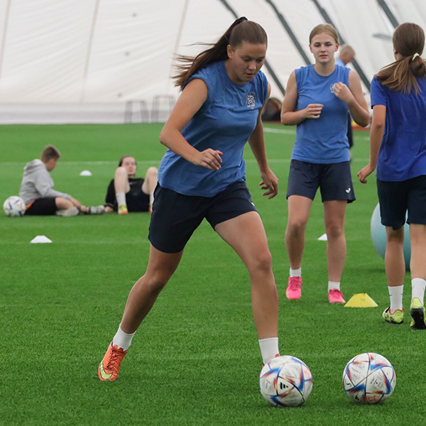 #Днепр-ТВ: подготовка девушек к Минску