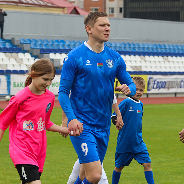 Артем Архипов - лучший игрок мая